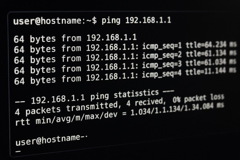 Identificação e Resolução de Conflitos de Endereço IP em Redes Corporativas